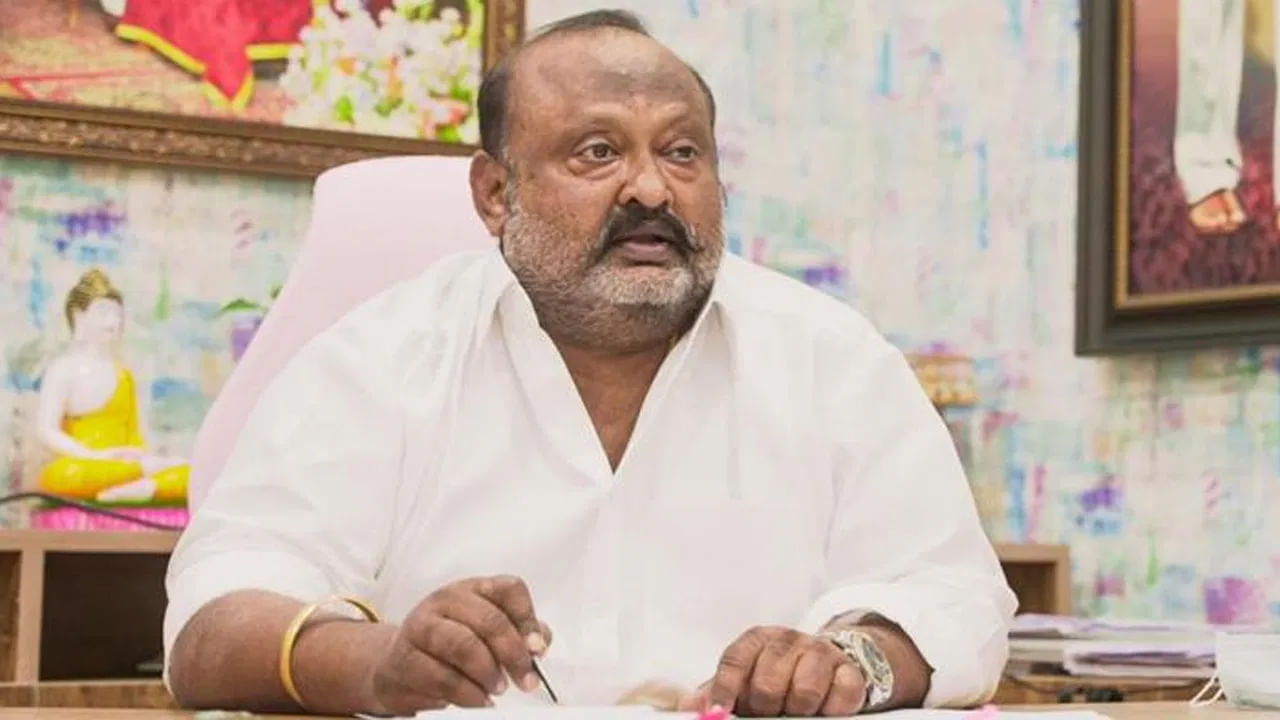 Gangula Kamalakar: సింగర్‌గా మారిన మాజీ మంత్రి.. బీసీ రిజర్వేషన్లపై గంగుల పాట.. యూట్యూబ్‌లో..