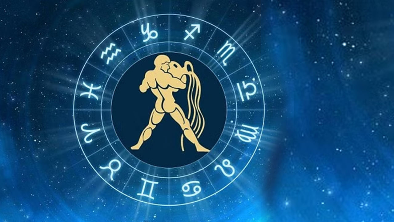 కుంభ రాశి : కుంభ రాశి వారికి ఇది అస్సలే మంచి సమయం కాదు అని చెప్పాలి. వీరికి ఆదాయం చాలా తక్కువగా ఉంటుంది, ఖర్చులు ఎక్కువగా ఉండటంతో చాలా ఇబ్బంది పడుతారు. అంతే కాకుండా వీరు ఏ సమయంలో ఎంత మంచి పనులు చేసినా చివరకు నిందలు పడాల్సి వస్తుంది. అలాగే వీరు ఈ సమయంలో ఎంత మౌనంగా ఉంటే అంత మంచిది. 