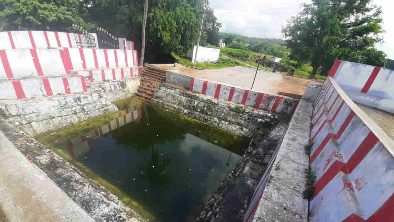 Prakasam District:  ఎన్ని కరువు కాటకాలు వచ్చినా ఈ బావి మాత్రం ఎండిపోదు..