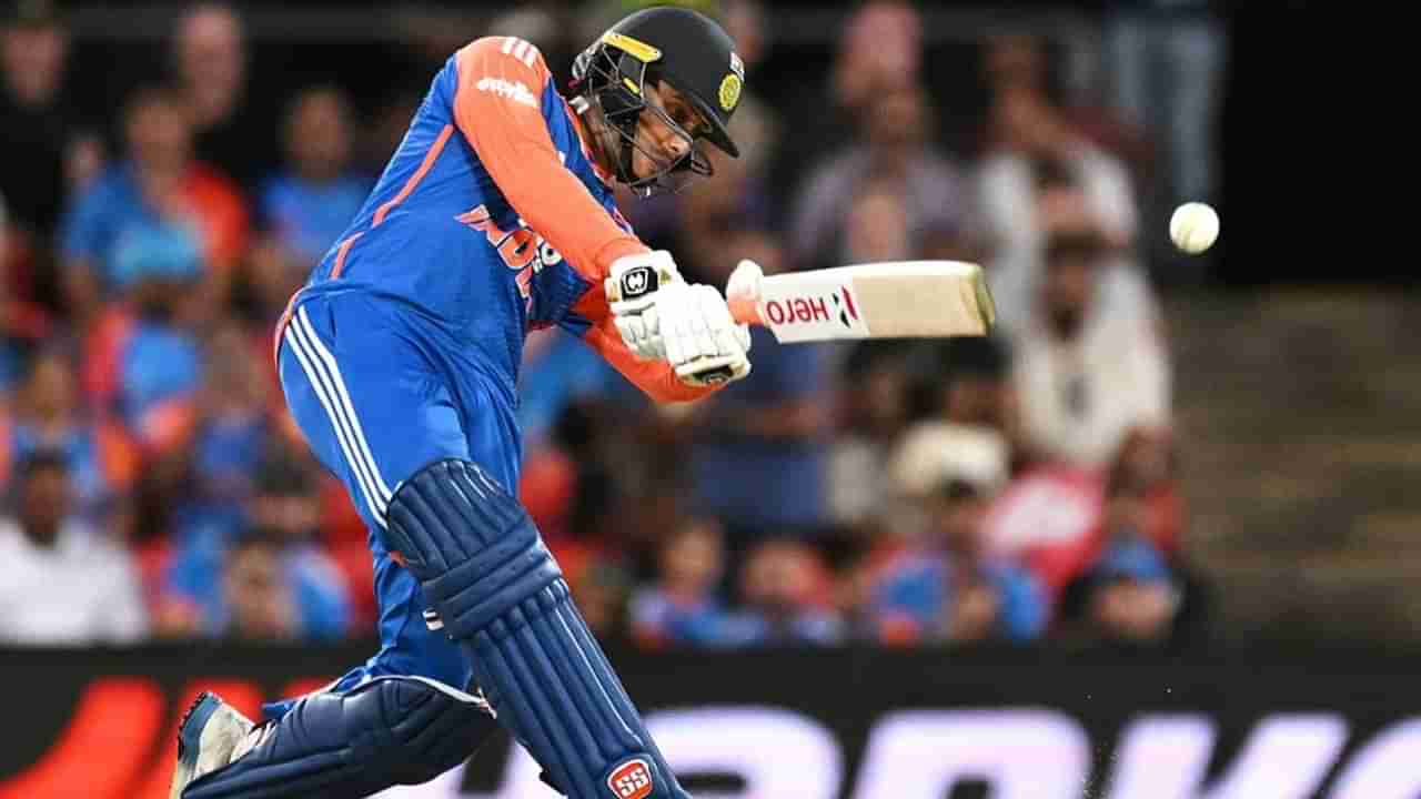 Ind vs Aus 5th T20I: ఆసీస్కు షాక్.. గిల్-అభిషేక్ ధనాధన్ బ్యాటింగ్.. గబ్బాలో వర్షంతో ఆగిన మ్యాచ్