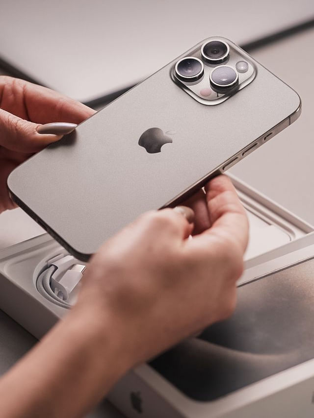 ఐఫోన్ పోయిందా.? ప్యాక్ అయ్యేది అక్కడికే..