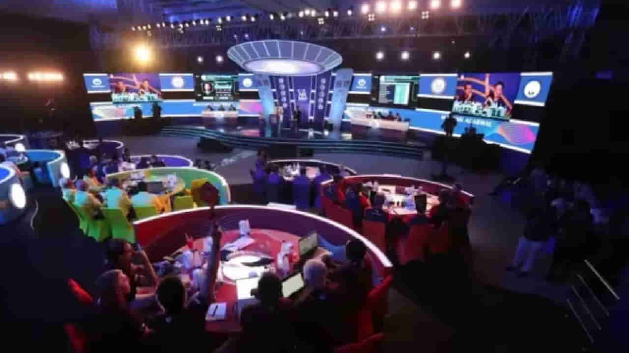 IPL 2026 Auction: లక్ అంటే వీళ్లదే భయ్యో.. వేలంలో ఏకంగా 70 కోట్లతో రికార్డుల ఊచకోత.. ఎవరంటే?