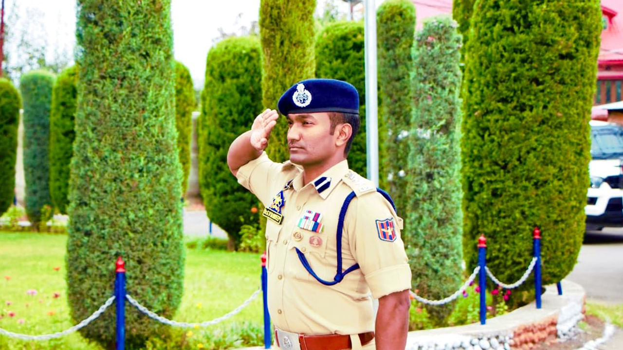 Telugu IPS officer: జైష్-ఇ ఉగ్రకుట్రను భగ్నం చేసింది మన తెలుగు ఐపీఎస్ అధికారే.. ఆయన బ్యాగ్రౌండ్ తెలుసా..?