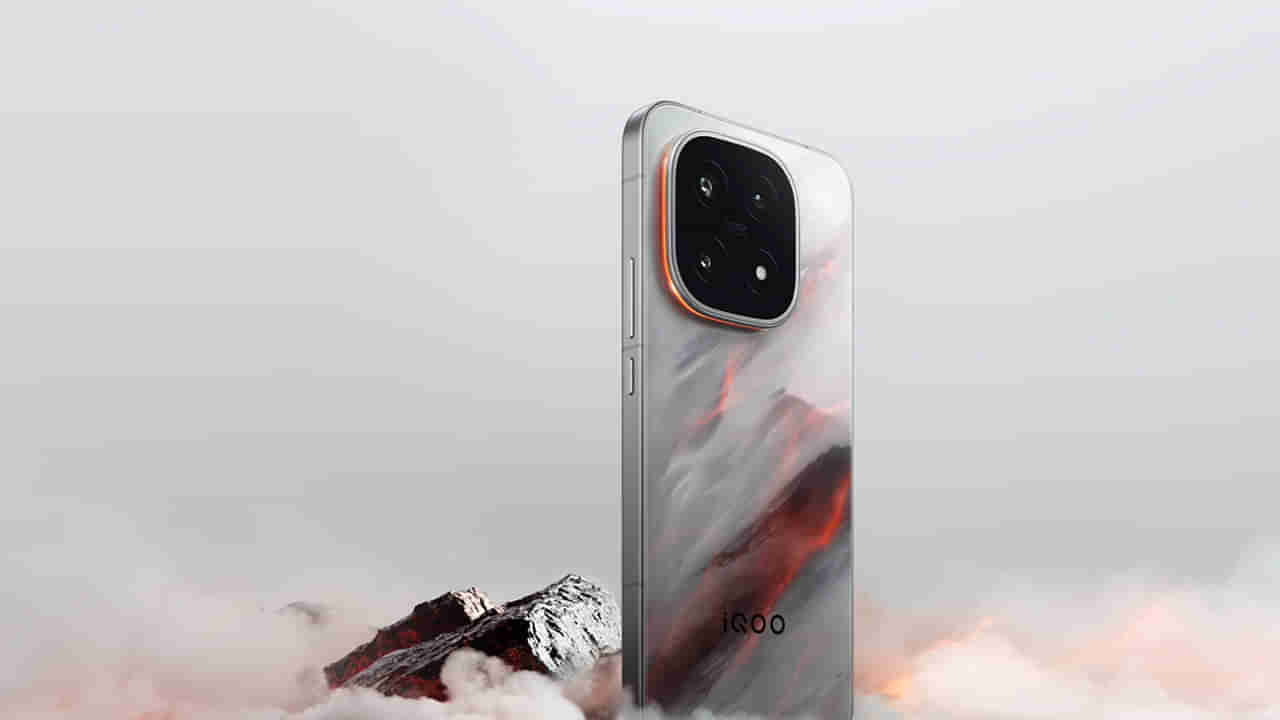 ఫోన్ కొనాలనుకుంటున్నారా? 26 వరకు ఆగండి! లేదంటే ఒక బెస్ట్ ఫోన్ మిస్ అవుతారు! మతిపోగొట్టే ఫీచర్లతో..