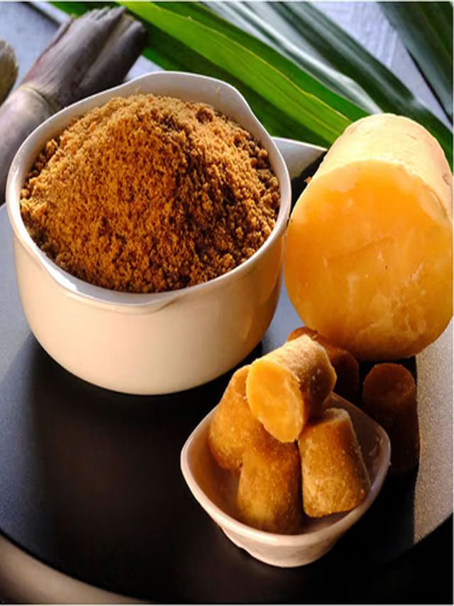 చ‌లికాలంలో రోజూ ఓ బెల్లం ముక్క ఎందుకు తినాలంటే?