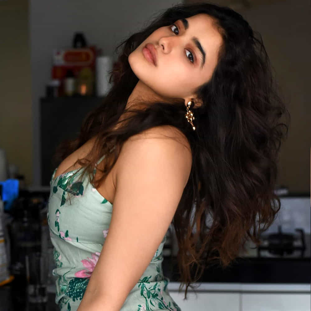 ఆకాష్ పూరి దర్శకత్వంలో వచ్చిన ఈ సినిమా ఆశించిన స్థాయిలో ఆకట్టుకోలేకపోయింది. ఆతర్వాత లక్ష్య అనే సినిమా చేసింది కానీ ఈ సినిమా ఫ్లాప్ అయ్యింది. వైష్ణవ్ తేజ్ తో రంగ రంగ వైభవంగా, అలాగే పవన్ కళ్యాణ్, సాయి ధరమ్ తేజ్ హీరోగా నటించిన బ్రో సినిమాలో చేసింది. కానీ ఆ సినిమా కూడా అంతగా ఆకట్టుకోలేకపోయింది.