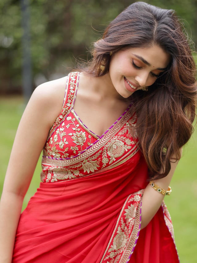 ఆ హీరో అంటే పిచ్చి ఇష్టం.. ఆ సినిమా 100 సార్లు చూశాను.. కృతిశెట్టి