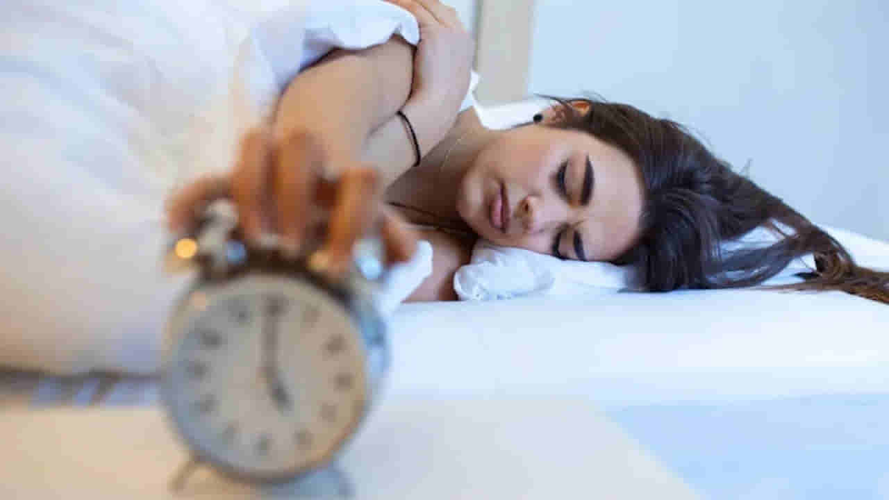 Health Tips: ఆలస్యంగా నిద్ర లేస్తున్నారా.. జాగ్రత్త.. ఏం జరుగుతుందో తెలిస్తే షాకే..