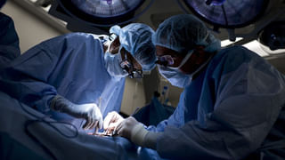 Watch Video: నెల్లూరు హైవేపై ఘోర ప్రమాదం.. బైకర్ చేసిన ఆ తప్పుడు పనికి 3 ప్రాణాలు బలి! వీడియో వైరల్