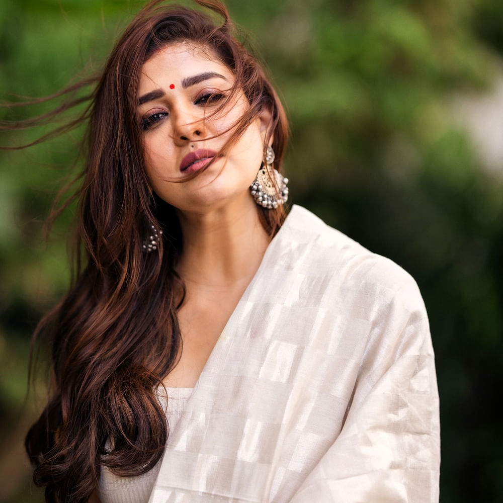 ఓ హీరో సినిమాలో నటించి తప్పు చేశానని అంటుంది. తెలుగు, తమిళం, మలయాళం భాషలలో స్టార్ హీరోలతో కలిసి నటించింది నయన్. కానీ సినిమాల కంటే ఎక్కువగా పర్సనల్ విషయాలతోనే వార్తలలో నిలుస్తుంది. 2005లో ఏఆర్ మురగదాస్ తెరకెక్కించిన గజినీ చిత్రంలో సూర్య హీరోగా నటించిన సంగతి తెలిసిందే.