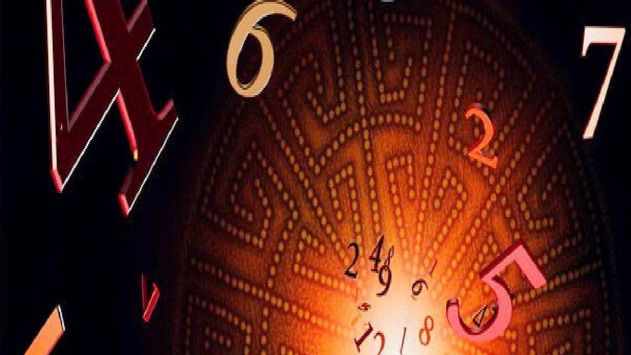 సంఖ్యా శాస్త్ర ప్రకారం నవంబర్ నెలలో జన్మించిన వారి వ్యక్తిత్వం ఎలా ఉంటుంది. వీరిలో ఉండే ప్రత్యేకతలు , వీరి భవిష్యత్తు ఇలాంటి వాటి గురించి తెలుుసుకోవచ్చు. ఇక నవంబర్ నెలలో చాలా మంది ప్రముఖులు జన్మించారు.  వారందరూ తమ జీవితంలో సక్సెస్ అయిన వారే, వారిలో ఒకరికి ఒక్కో ప్రత్యేకత ఉంది. కాగా, ఇప్పుడు మనం మరి నవంబర్ నెలలో జన్మించిన వారి ప్రత్యేకతలు చూద్దాం.