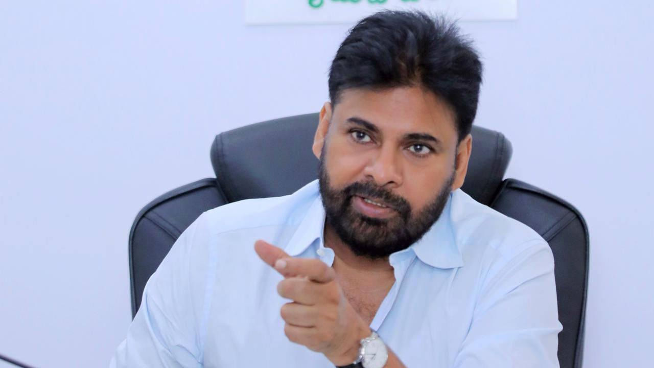 Pawan Kalyan: కాశీబుగ్గ తొక్కిసలాట ఘటనపై స్పందించిన పవన్ కల్యాణ్..