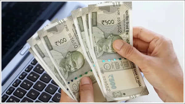 PPF: పీపీఎఫ్లో నెలకు రూ.7000 జమ చేస్తే మెచ్యూరిటీ సమయానికి ఎంత వస్తుంది? లక్షాధికారి కావచ్చు!