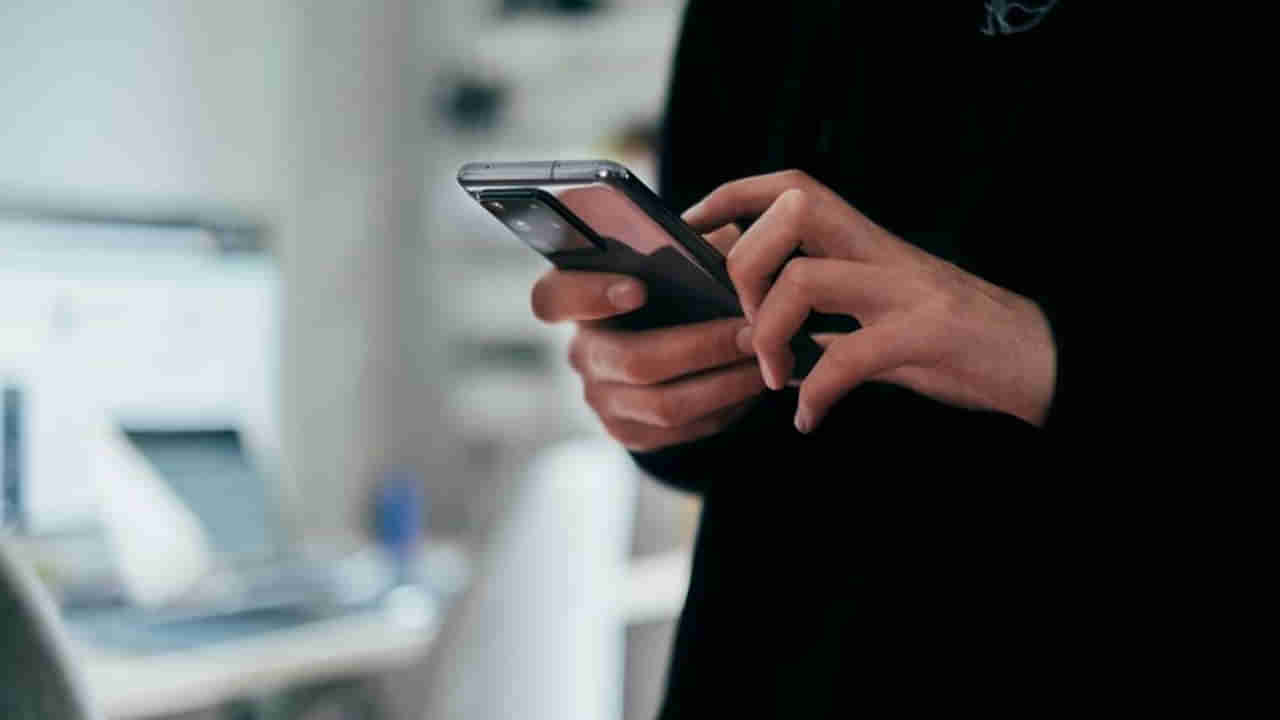 Recharge Plan: ఈ మొబైల్ రీఛార్జ్లపై 50GB వరకు అదనపు డేటా.. ప్లాన్స్ ధర ఎంతంటే..