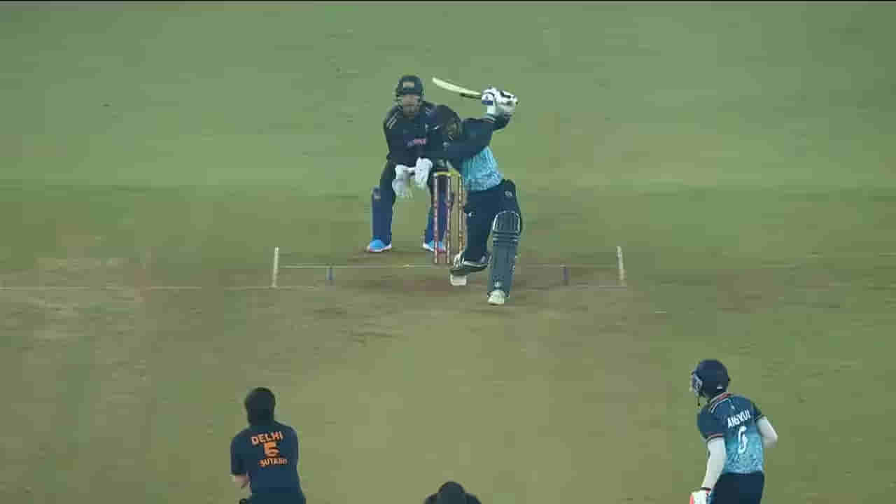 Team India: గంభీర్ జట్టు నుంచి గెంటేశాడు.. కట్ చేస్తే.. 99 బంతుల్లో అన్లక్కీ ప్లేయర్ అరాచకం