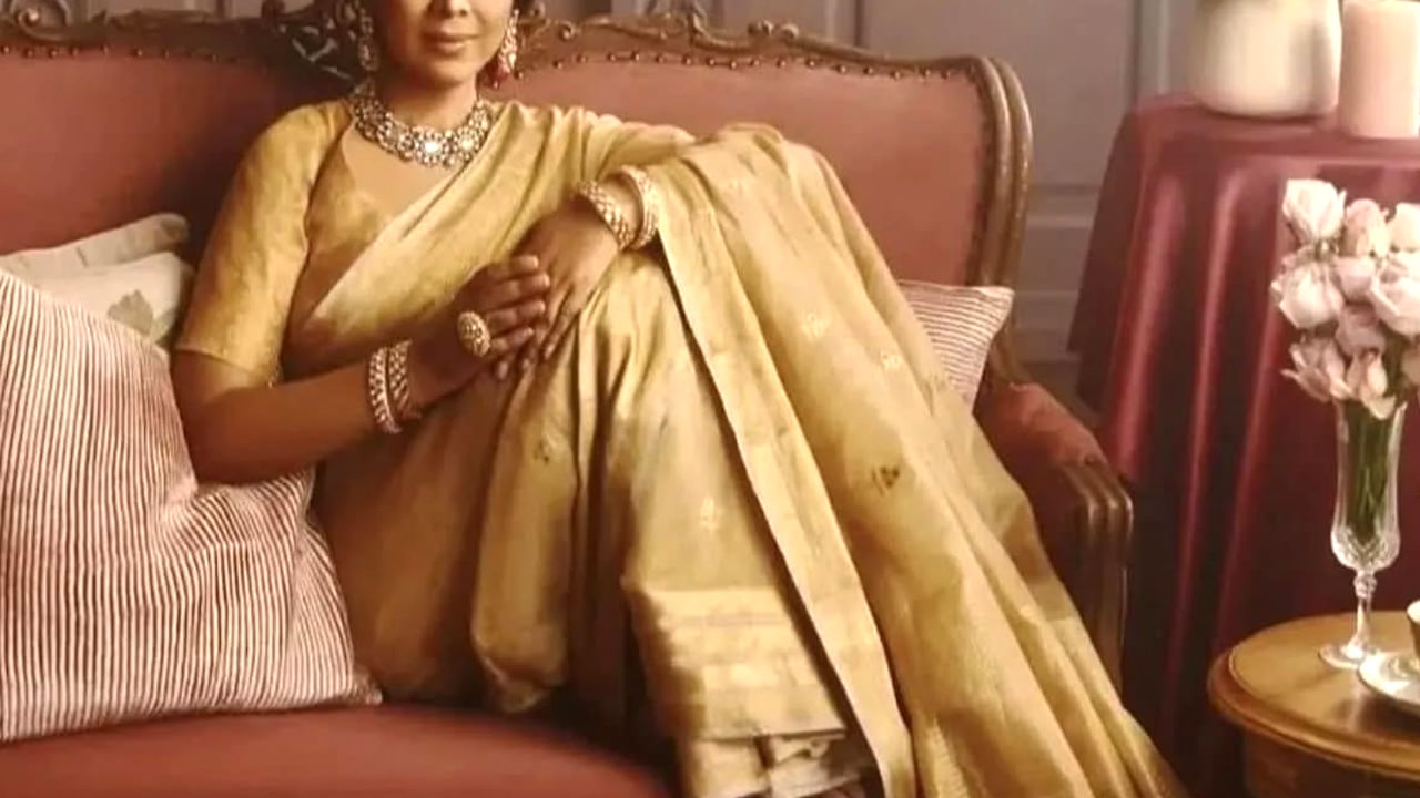 Actress : బాబోయ్.. 6 తరాలకు సరిపడా సంపాదించిన సీరియల్ బ్యూటీ.. 52 ఏళ్ల వయసులో ఒంటరిగా..