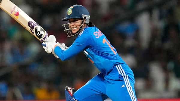 Smriti Mandhana : 9 మ్యాచుల్లో 434 రన్స్.. వరల్డ్ కప్ గెలిపించినా స్మృతి మంధానకు భారీ షాక్