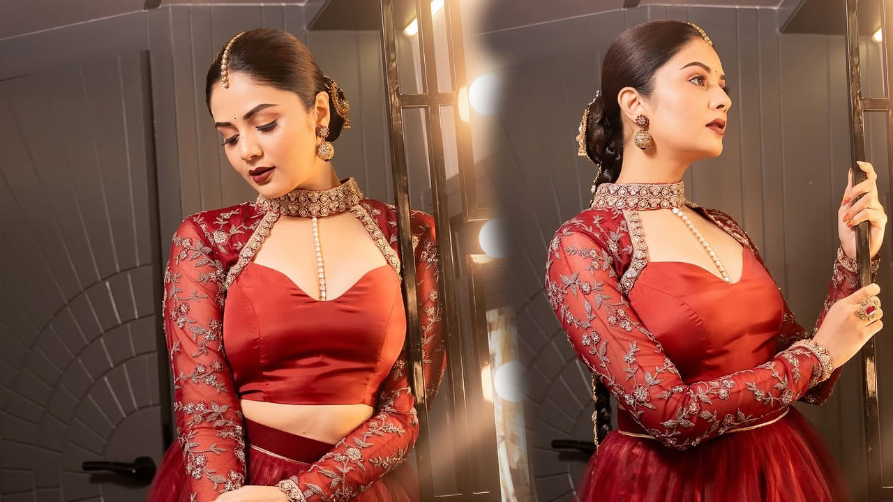 తర్వాత  తెలుగు  బిగ్ బాస్‌కు వెళ్లి తన ఆటతీరు, మాట తీరుతో అందరి మనసు గెలుచుకుంది. అంతే కాకుండా రన్నర్‌గా కూడా నిలిచిన విషయం తెలిసిందే. ముఖ్యంగా ఈ బ్యూటికి బిగ్ బాస్ కు వెళ్లి వచ్చిన తర్వాత పాపులారిటీ విపరీతంగా పెరిగింది.