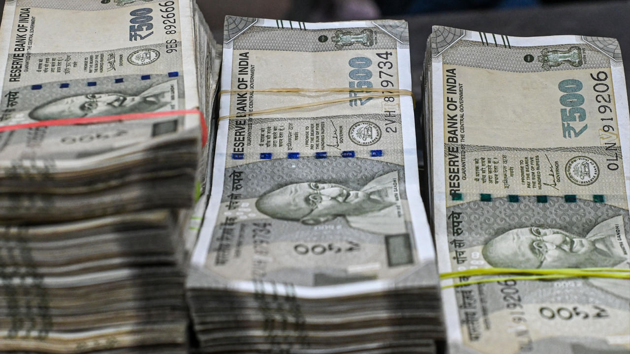 Sukanya Samriddhi: రూ.1.5 లక్షల పెట్టుబడితో చేతికి రూ.70 లక్షలు