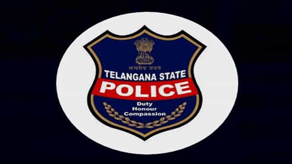 Hyderabad: ప్రజల్ని కాపాడాల్సినవాళ్లే ఎర అవుతున్నారు.. మరి సామాన్యుల పరిస్థితి ఏంటి.?