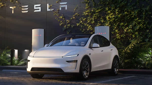 Tesla: కీలక నిర్ణయం తీసుకున్న టెస్లా.. కార్ల కంపెనీలకు పోటీగా ఇండియాలో మాస్టర్ ప్లాన్..