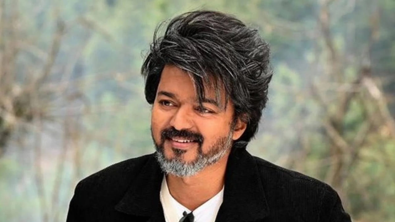 Vijay Thalapathy : మాములు బ్యాగ్రౌండ్ కాదు భయ్యా.. విజయ్ దళపతి ఆస్తులు ఎన్ని కోట్లంటే.. లైఫ్ చూస్తే మతిపోద్ది..