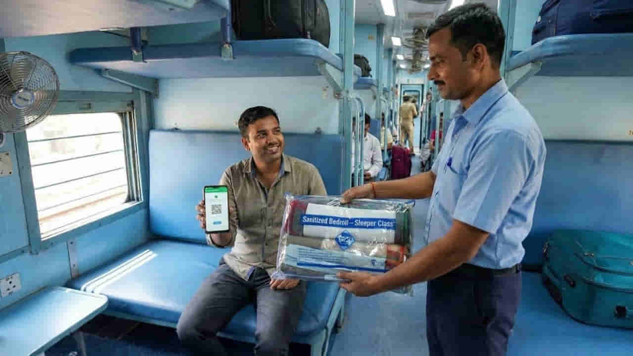 రైల్వే ప్రయాణికులకు న్యూఇయర్ గిఫ్ట్..! ఇకపై నాన్ ఏసీ స్లీపర్లో కూడా ఆ సదుపాయం!