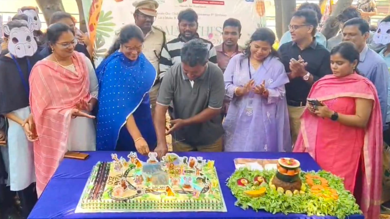 Andhra Pradesh: విశాఖ జూ లో హిప్పోకు పుచ్చకాయతో ట్రీట్.. అదిరిపోయేలా బర్త్ డే సెలబ్రేషన్స్