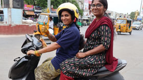 . ఒంగోలులో రయ్‌రయ్‌ మంటున్న మహిళా ర్యాపిడోలు.