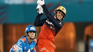 WPL 2026: ముంబై ఇండియన్స్  రెడీ.. పాత గెలుపు గుర్రాలే కావాలంటున్న నీతా అంబానీ