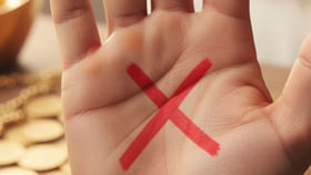 మీ అరచేతిలో ఈ గుర్తు ఉందా? అయితే మీరు కోటీశ్వరులే!