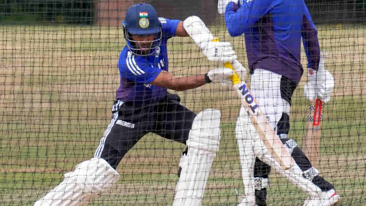 టెస్ట్ బ్యాటర్గా స్టాంప్ వేసి వెళ్లగొట్టారు.. కట్చేస్తే.. 8 సిక్సర్లు, 13 ఫోర్లతో టీ20ల్లో విశ్వరూపం