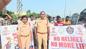 హెల్మెట్ వాడకంపై తిరుపతి పోలీస్ కొత్త ప్లాన్... ఏమిటో తెలుసా..!