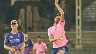 Jasprit Bumrah : సరికొత్త చరిత్ర సృష్టించేందుకు ఒక్క అడుగు దూరంలో బూమ్రా.. తొలి బౌలర్‎గా రికార్డ్ ఖాయం