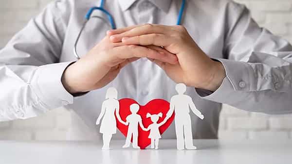 Free Treatment: మీ వద్ద ఈ కార్డు ఉంటే చాలు రూ.5 లక్షల వరకు ఉచిత చికిత్స! ఎలా పొందాలి?