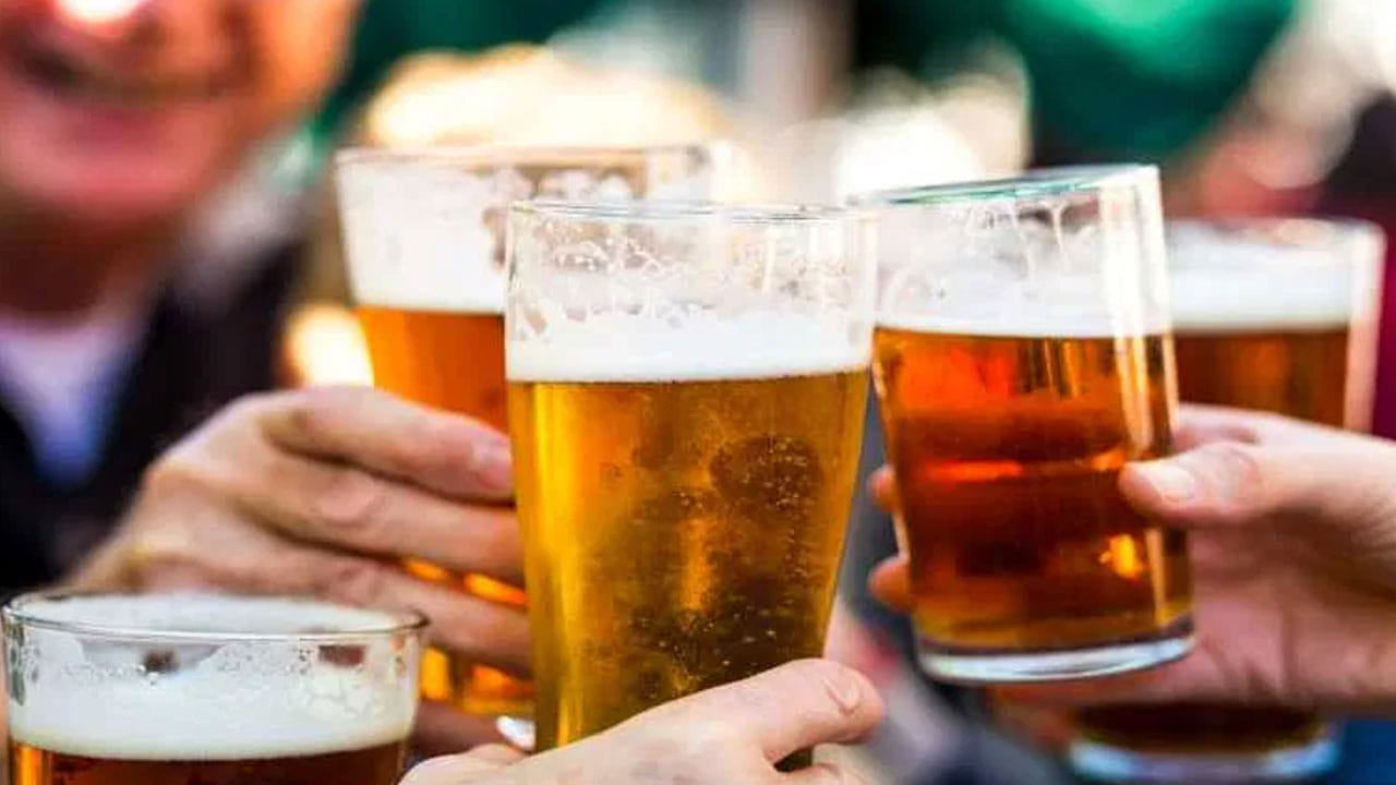 Beer Side Effects: వీళ్లకు బీరు విషంతో సమానం.. కొంచెం తాగిన ఇక అంతే సంగతులు..