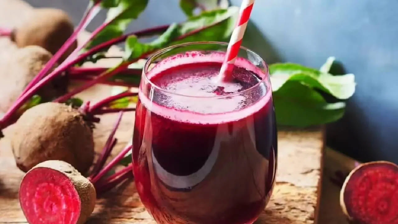 మహిళల్లో చాలా మందికి రక్తహీనత సమస్య ఉంటుంది. రక్తహీనత వల్ల పలు రకాల వ్యాధులు వచ్చే అవకాశం కూడా ఉంది. అంతేకాకుండా రక్త హీనతతో బాధపడేవారిలో తీవ్రమైన బలహీనతను కూడా ఉంటుంది.