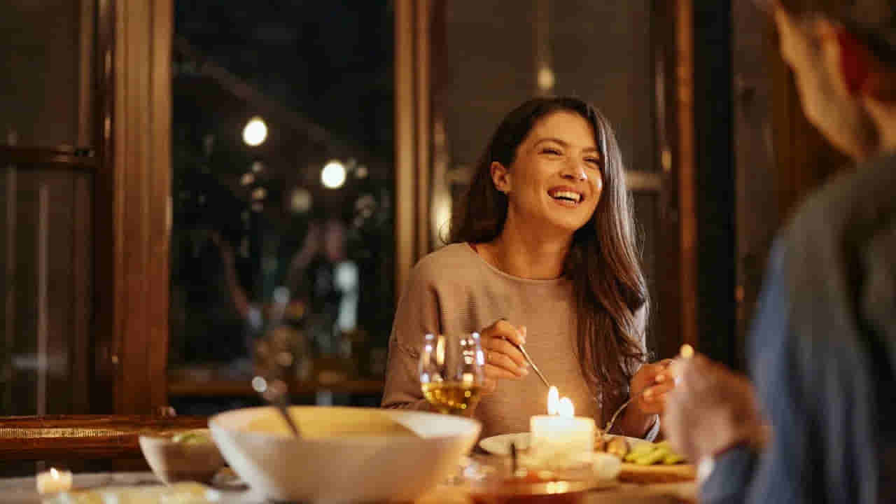 రాత్రి భోజనం ఎప్పుడు తినాలి.. ఈ గోల్డెన్ టైమ్లో ఎన్ని అద్భుతాలో.. మిస్ అవ్వకుండా..