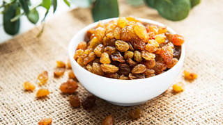 Green Tea: మీ జీవక్రియ శక్తిని 10 రెట్లు పెంచే గ్రీన్ టీ.. రాత్రి తాగితే ఏమవుతుందో తెలుసా?