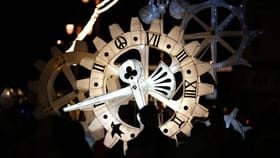 సూర్యుడు పుట్టే వేళ.. 'బర్నింగ్ ది క్లాక్స్' విశేషాలివే!