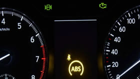 మీ కారులో ABS అలర్ట్‌ కనిపిస్తోందా? జాగ్రత్తగా ఉండండి..