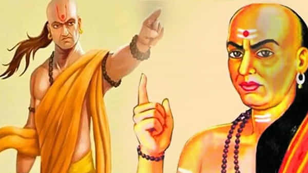 Chanakya Niti: జీవితంలో విజయం సాధించాలంటే ఈ 3 విషయాలు ఎవ్వరికీ చెప్పకండి..