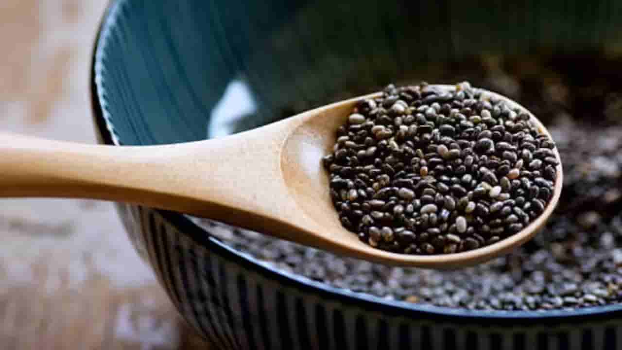 Chia Seeds: చియా సీడ్స్‌ ఆరోగ్యానికి మంచివని అతిగా తింటున్నారా.. ఏం జరుగుతుందో తెలుసా?