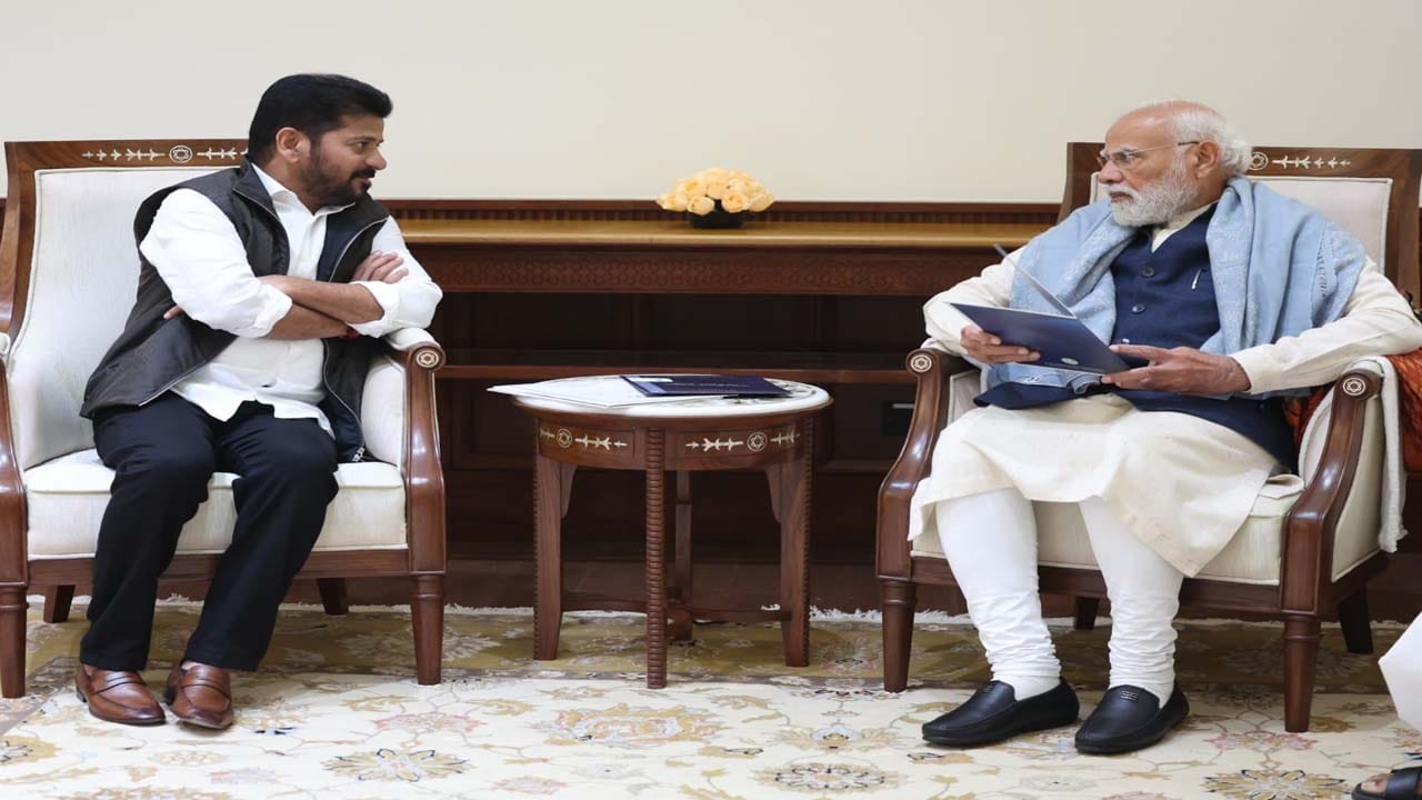 ఢిల్లీలో కొనసాగుతున్న తెలంగాణ సీఎం రేవంత్ పర్యటన.. ప్రధాని మోదీ, రాహుల్తో భేటీ