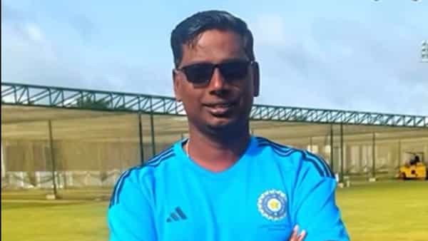 Coach Attack : 20 కుట్లు, భుజానికి ఫ్రాక్చర్..క్రికెట్ ప్రపంచంలో సంచలనం..కోచ్పై బ్యాట్తో దాడి చేసిన ముగ్గురు ఆటగాళ్లు