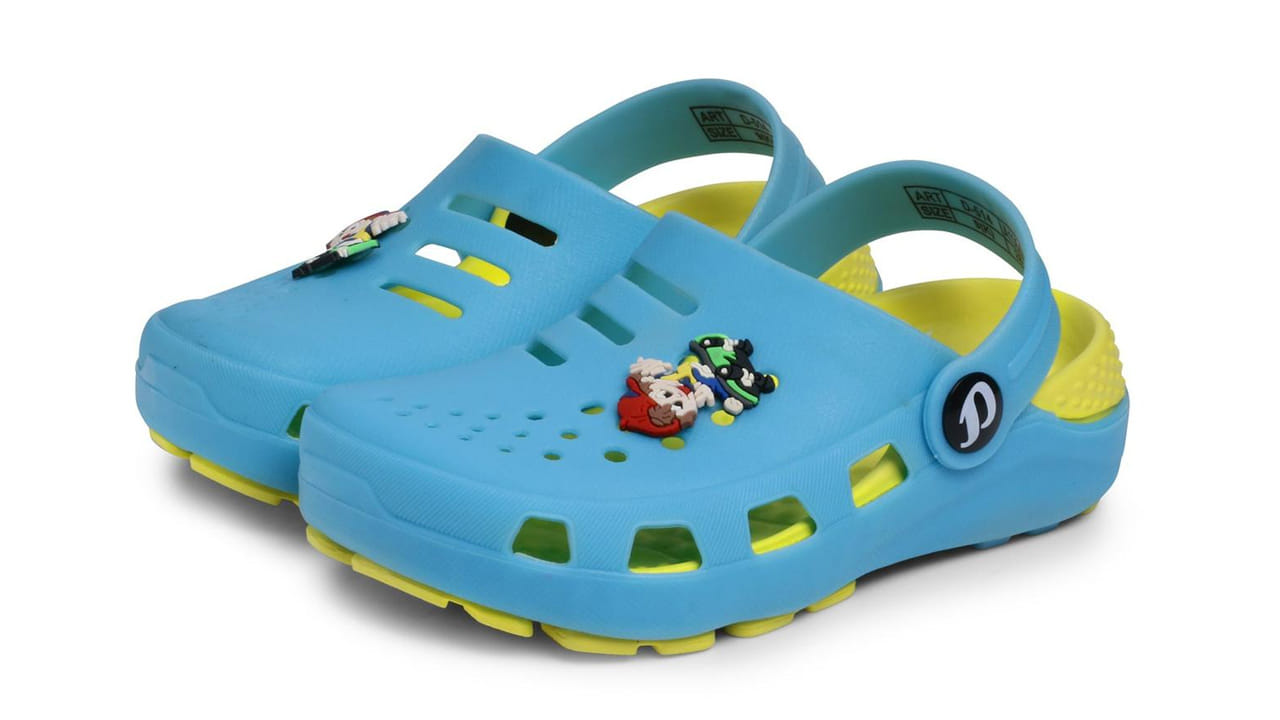 స్టైల్గా ఉంటుందని, ట్రెండ్ కోసం క్రాక్స్ వాడుతున్నారా? పిల్లలకు ఎంత డేంజరో తెలుసా?