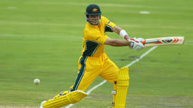 విరిగిన వేలుతో వీరోచిత ఇన్నింగ్స్.. కోమాలోకి వెళ్లిన మాజీ ప్లేయర్