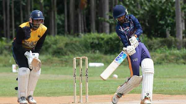 Vijay Hazare Trophy : 23 ఫోర్లు, 3 సిక్సర్లు 130 బంతుల్లోనే 182 పరుగులు..స్టేడియంలో నాగాల్యాండ్ బ్యాటర్ వీరవిహారం
