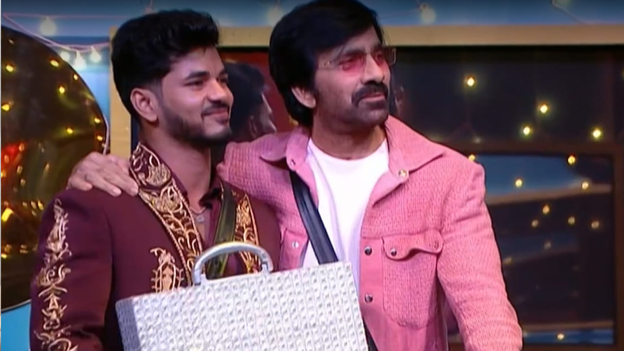 Bigg Boss 9 Telugu : విన్నర్ ప్రైజ్ మనీకి కోతపెట్టిన డీమాన్.. రూ.15 లక్షల సూట్ కేస్‏తో బయటకు..