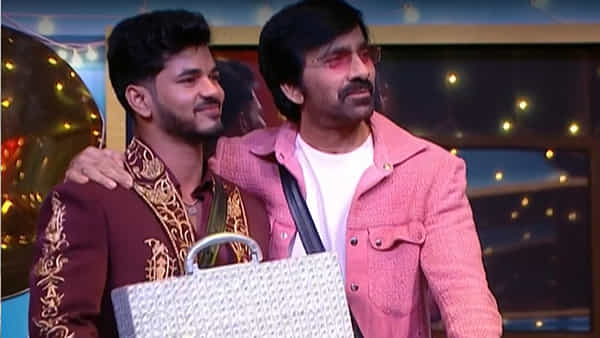 Bigg Boss 9 Telugu : విన్నర్ ప్రైజ్ మనీకి కోతపెట్టిన డీమాన్.. రూ.15 లక్షల సూట్ కేస్తో బయటకు..